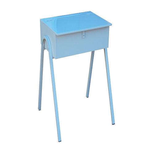 KINDERGARTEN DESKS